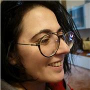 Laureata in giurisprudenza offre lezione iin materie umanistiche